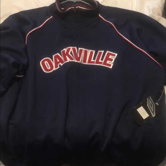 Sweater - Picture 1 of 4